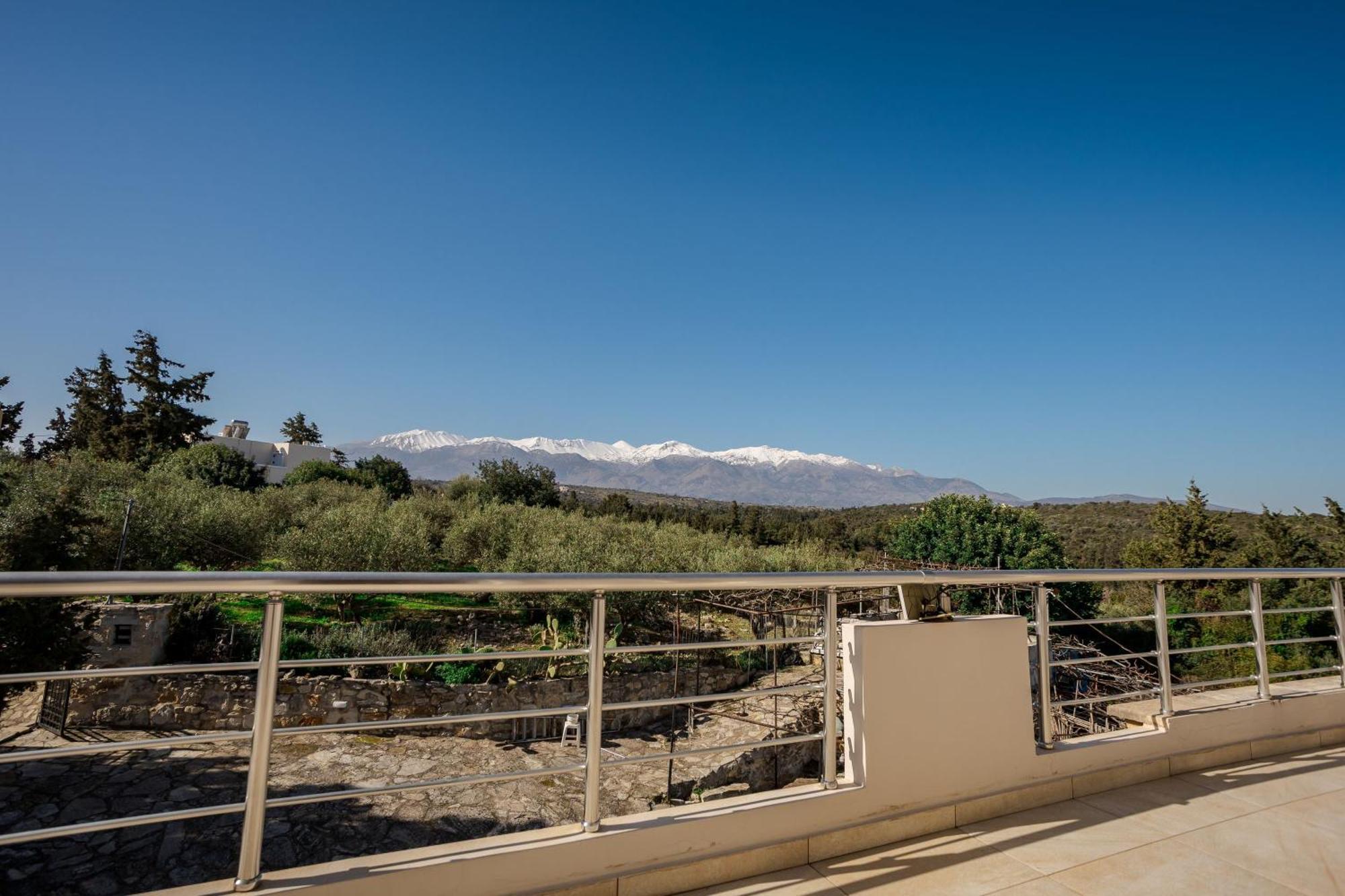 Villa Konstantinos Hilltop Vineyard Escape Almyrida  Exterior photo